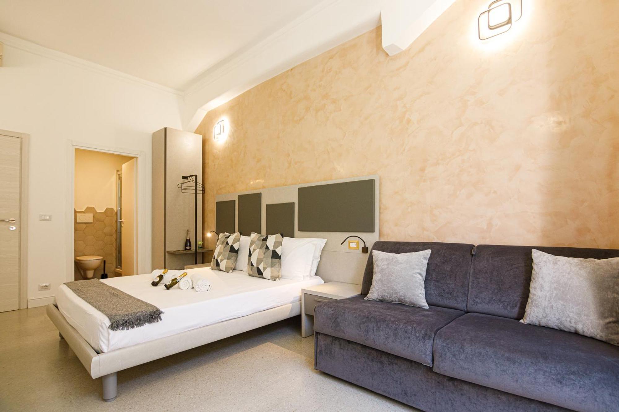 Erreggi Luxury Rooms โรม ภายนอก รูปภาพ