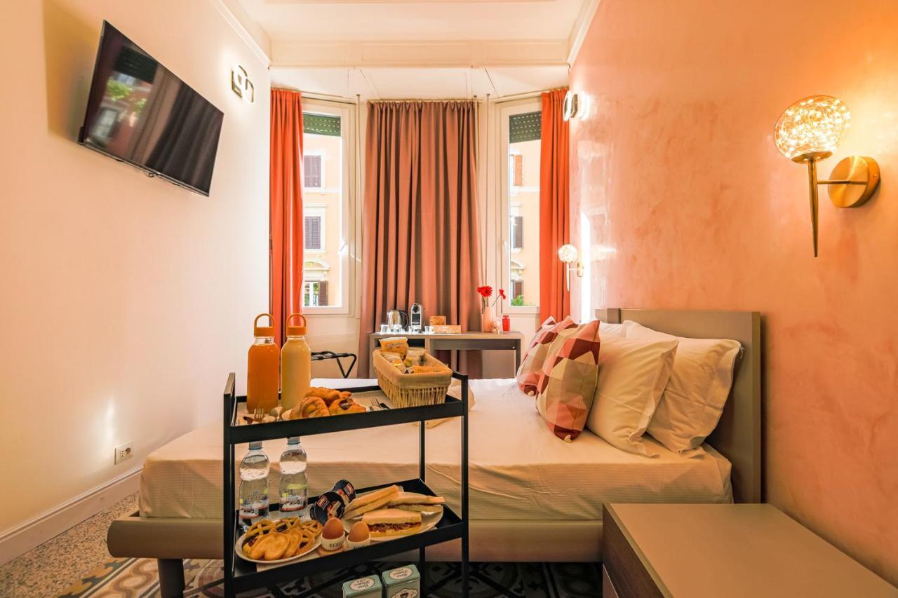 Erreggi Luxury Rooms โรม ภายนอก รูปภาพ