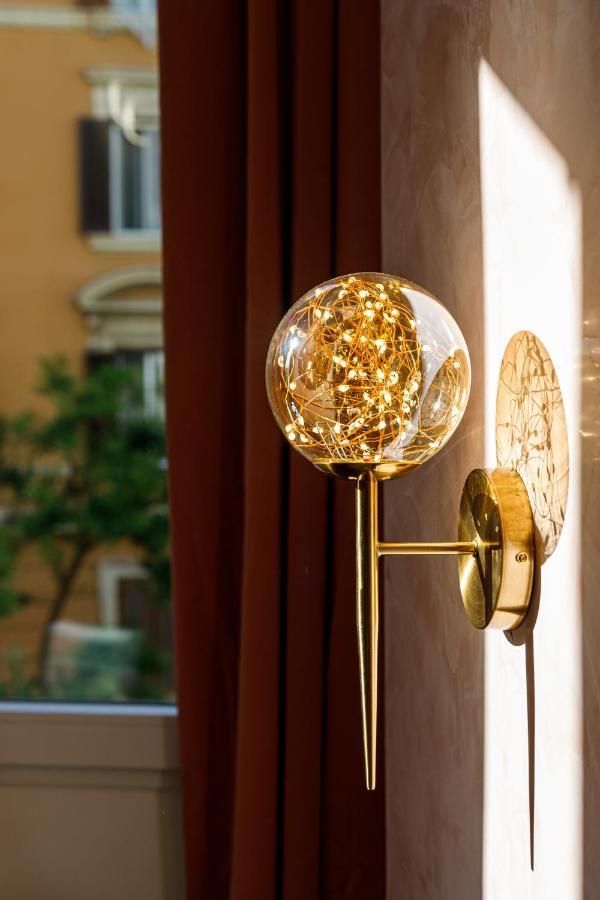 Erreggi Luxury Rooms โรม ภายนอก รูปภาพ