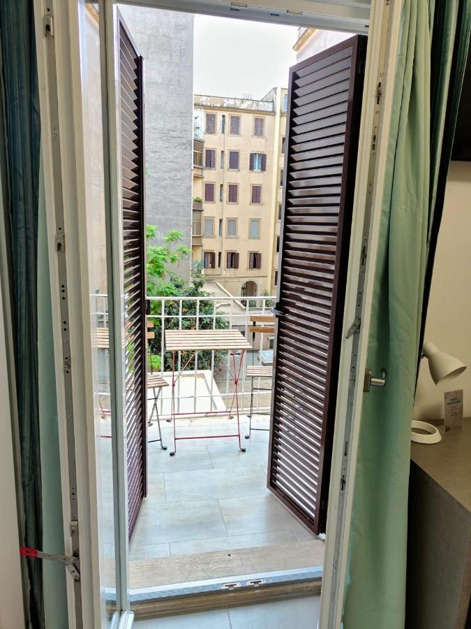 Erreggi Luxury Rooms โรม ภายนอก รูปภาพ